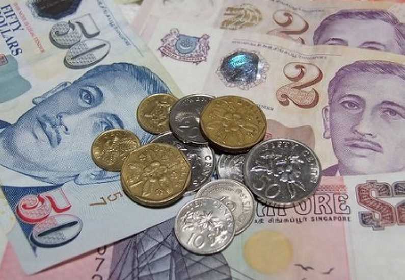 Nên đổi tiền Sing sang tiền Việt tại những điểm uy tín